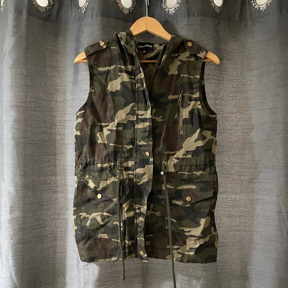 Camo vest